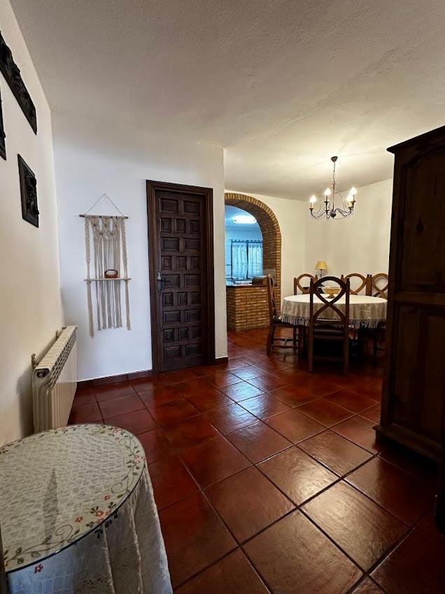 Espaciosa Y Elegante Casa Rural En Los Marines المظهر الخارجي الصورة
