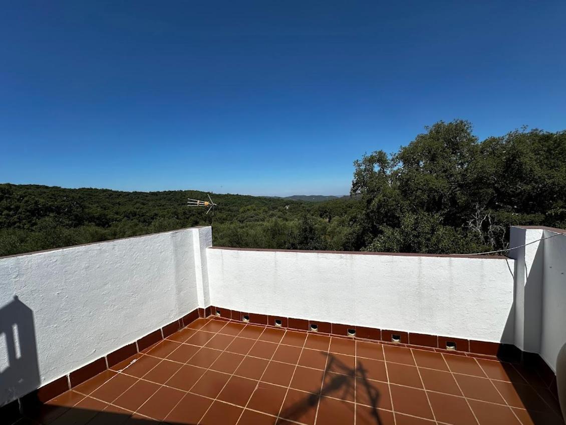 Espaciosa Y Elegante Casa Rural En Los Marines المظهر الخارجي الصورة